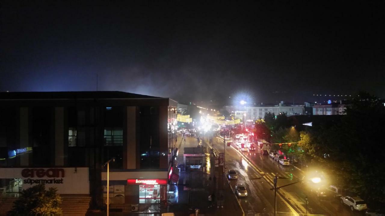 Eriza Hotel Erzincan Exteriör bild